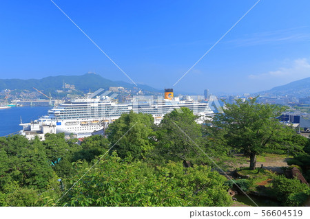 [Nagasaki Prefecture] A luxury cruise ship calling at Nagasaki Port 56604519