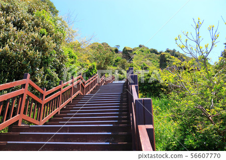 Sunrise Peaks, odd rock formations, craters, cliffs, sunrises, 56607770
