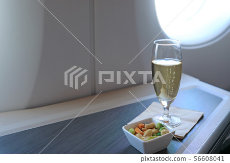 商務艙香檳 56608041