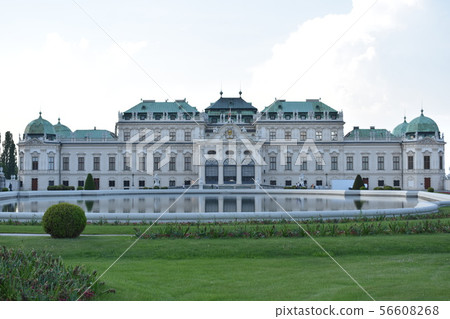 Belvedere Palace 56608268