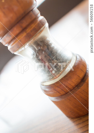 Black Pepper 56609158