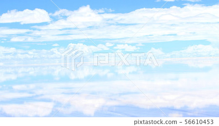 Uyuni salt lake   56610453