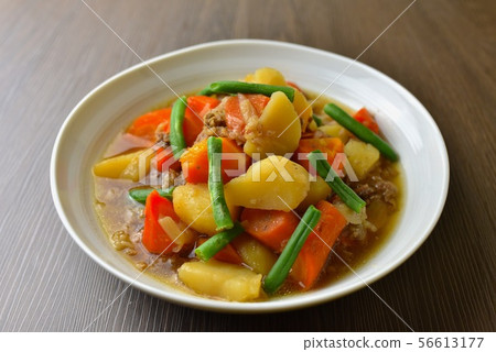 肉和土豆 56613177