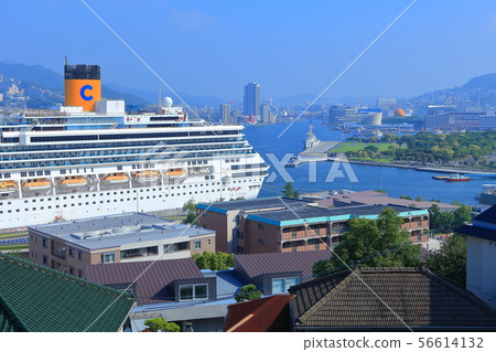 [Nagasaki Prefecture] A luxury cruise ship calling at Nagasaki Port 56614132