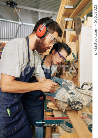 Woodwork 56618022