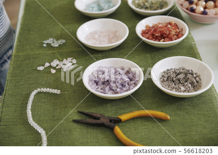 Tools and bead for making bracelets Tools and bead for making bracelets 56618203