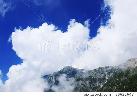 向Kasugatake，北阿爾卑斯山的路 56622648