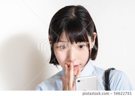 Woman with smartphone 56622781