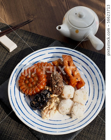 Korean Traditional Foods, Pineapple, Assorted Fruits, Jujube, Seolgangjeong, Pillars 56623713
