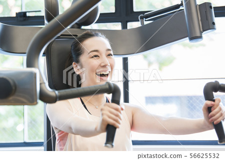 訓練女子肖像 訓練女子肖像 56625532