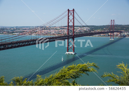25 de Abril Bridge, Lisbo, Portugal 25 de Abril Bridge, Lisbo, Portugal 56626435