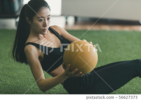 女生 女孩 女性 56627373