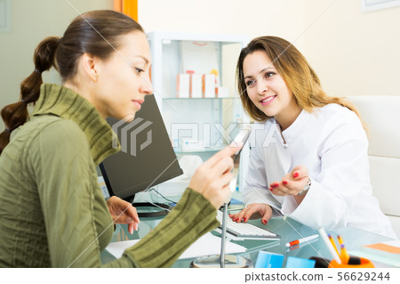 Consultation in aesthetic medicine center Consultation in aesthetic medicine center 56629244