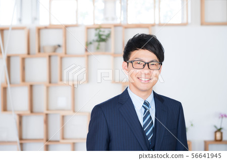 Businessman         56641945