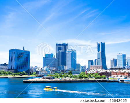 Yokohama Bay Area with a completely renovated building 56642665
