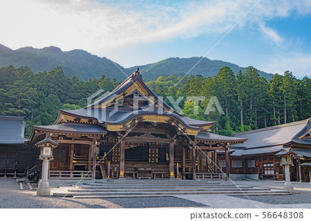 新潟彌彥神社 56648308