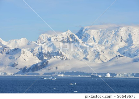Superb view of the Antarctic Peninsula Superb view of the Antarctic Peninsula 56649675