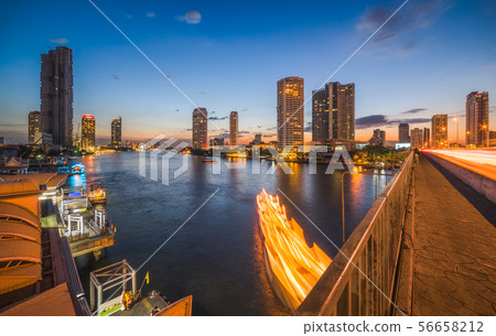 Traffic in Modern City with River 56658212