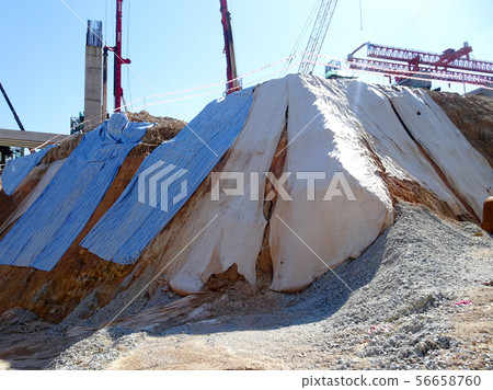 Temporary slope protection using plastic sheets Temporary slope protection using plastic sheets 56658760