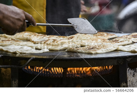 Transfer Road Roti Canai 56664206