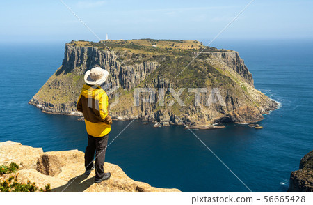 Trekking in Tasman Peninsula, Tasmania, Australia. 56665428