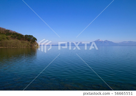Lake Inawashiro and Hagiyama (Koriyama City, Hunan Town) in spring 56665551