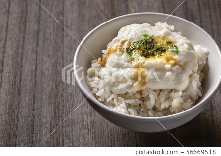 Wheat cooked rice 56669518