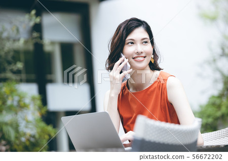Nomad young woman Nomad young woman 56672202