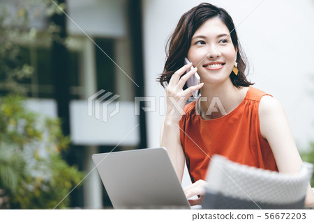 Nomad young woman Nomad young woman 56672203