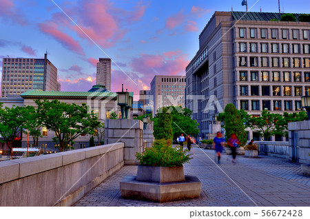 在日落時的水晶橋 在日落時的水晶橋 56672428