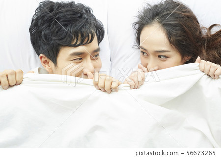 Couple lifestyle Couple lifestyle 56673265