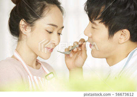 Couple lifestyle Couple lifestyle 56673612