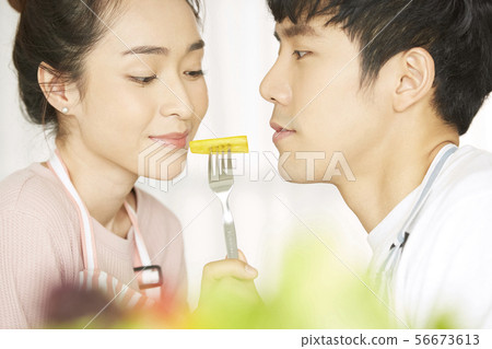 Couple lifestyle Couple lifestyle 56673613