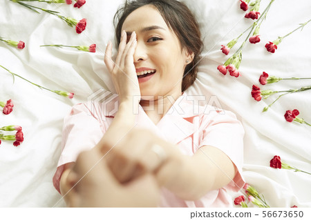 Couple proposal Couple proposal 56673650