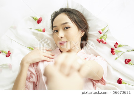 Couple proposal 56673651