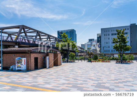 山梨縣甲府站北口 56676719