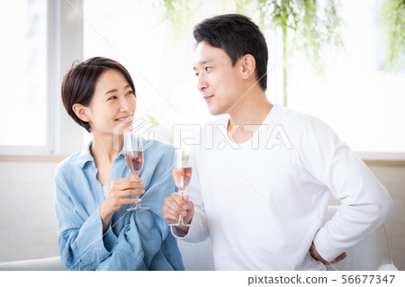 Before giving present Surprise couple 56677347