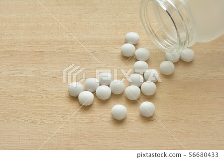 白色藥片 白色藥片 56680433