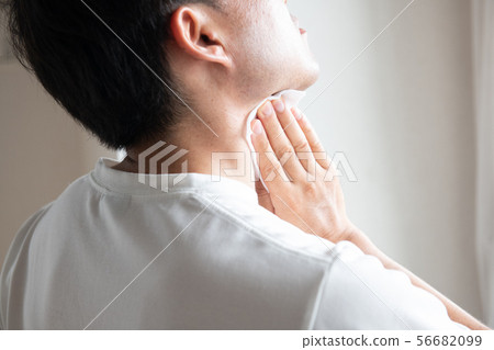 老化氣味，男性氣味，汗水，身體護理，體味 56682099