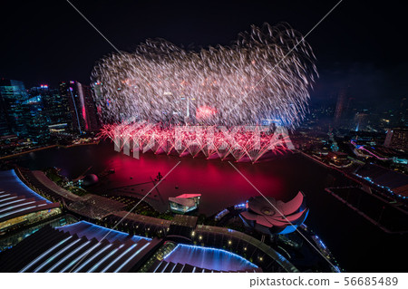 Singapore night view and fireworks 56685489