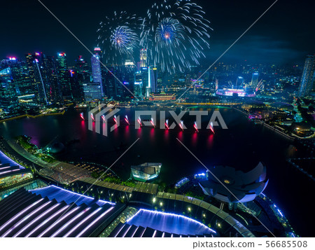 Singapore night view and fireworks 56685508
