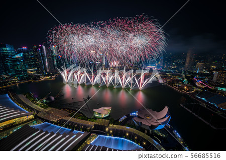 新加坡夜景和煙花 新加坡夜景和煙花 56685516
