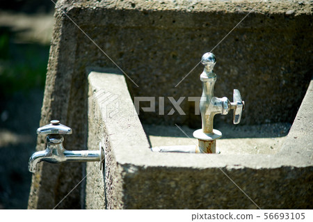 Drinking fountain, hand washing place 56693105