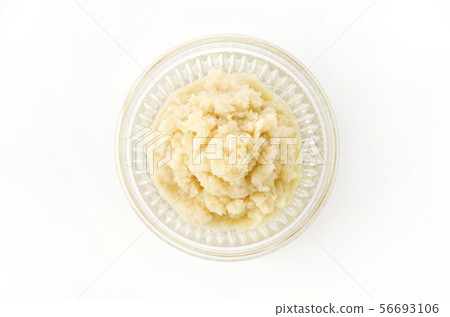 Grated ginger 56693106