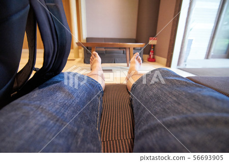 放鬆的椅子 56693905