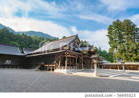 Niigata Yahiko Shrine 56695823
