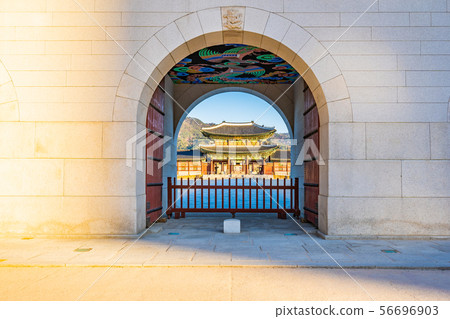 Gyeongbokgung palace 56696903