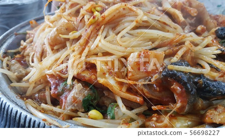 Steamed seafood 56698227