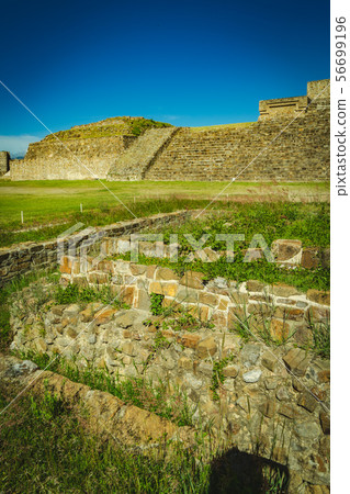 世界遺產Monte Alban廢墟在墨西哥 世界遺產Monte Alban廢墟在墨西哥 56699196