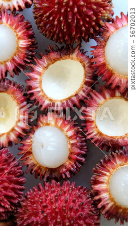 Outer skin and white flesh pulasan fruits. Outer skin and white flesh pulasan fruits. 56702013